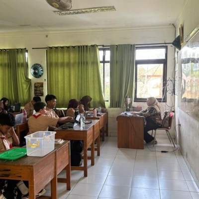 MTsN 2 Jakarta Perkuat Karakter dan Akademik Lewat Rangkaian Kegiatan Pagi