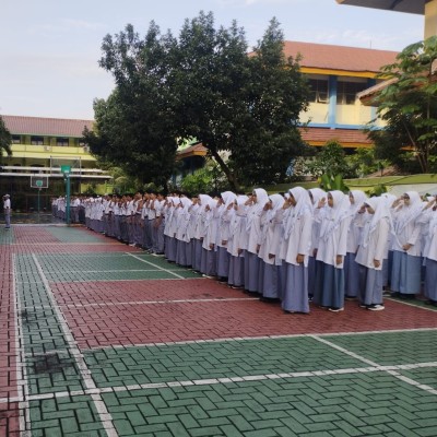 MAN 7 Jakarta Awali Masuk Sekolah dengan Apel dan Halalbihalal