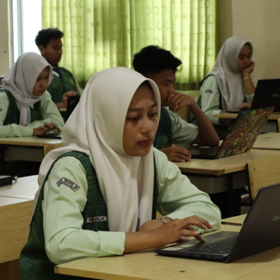 Hari Kedua TKA, MTsN 29 Jakarta Tunjukkan Kesiapan dan Profesionalitas Pelaksanaan