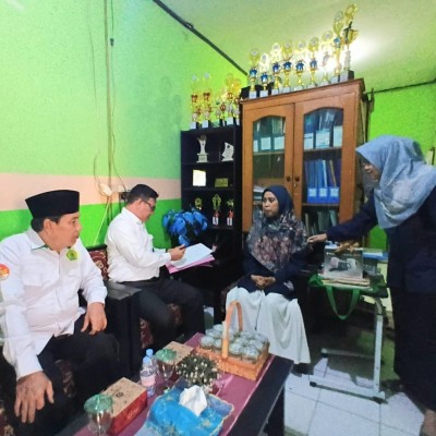 Tinjau UM di MA Swasta, Kakankemenag Jakarta Utara Dorong Inovasi Tingkatkan Minat Masyarakat