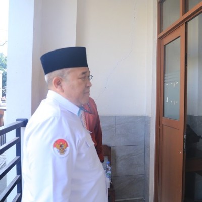 Kepala KanKemenag Jakarta Barat Pastikan Pelaksanaan TKA di MTs Berjalan Lancar dan Objektif