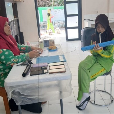 Siswa MTsN 26 Kepulauan Seribu Ikuti Ujian Praktik Seni Budaya Bermain Pianika
