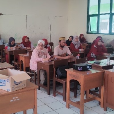 Perkuat Komitmen Kinerja, MIN 17 Kepulauan Seribu Gelar Rapat Dinas Kontrak Prestasi