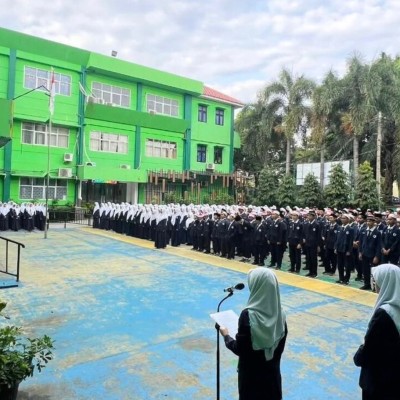 Kemenag DKI Jakarta Sosialisasikan SE Upacara Bendera, Perkuat Karakter Nasionalisme dan Moderasi Beragama di Madrasah