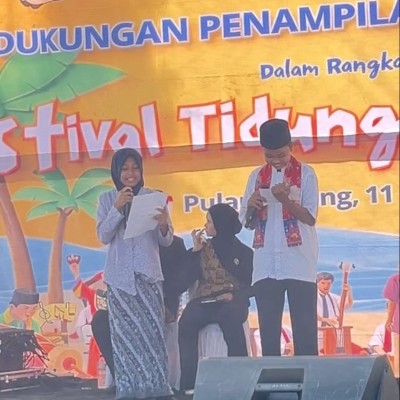 Siswa MTsN 26 Kepulauan Seribu Semarakkan Festival Tidung Berlebaran, Wujudkan Madrasah Kreatif dan Berbudaya