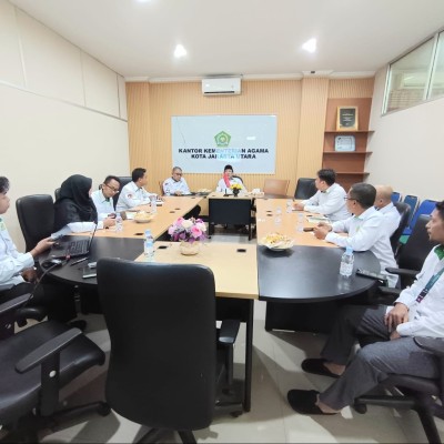 Kakankemenag Jakarta Utara Tekankan Efisiensi Anggaran dan Disiplin Kerja dalam Rapat Koordinasi Internal