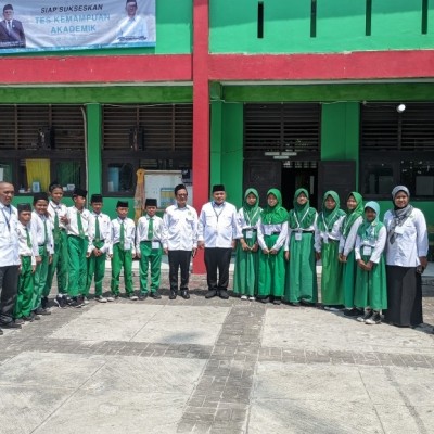 Kepala Kankemenag Kepulauan Seribu Tinjau Pelaksanaan TKA 2026 di MIN 17 Kampus C Pulau Kelapa