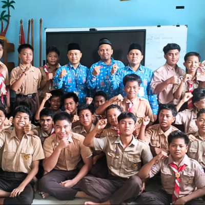 Penyuluh KUA Kepulauan Seribu Selatan Berikan Penyuluhan Keagamaan di SMPN Satu Atap 01 Pulau Pari
