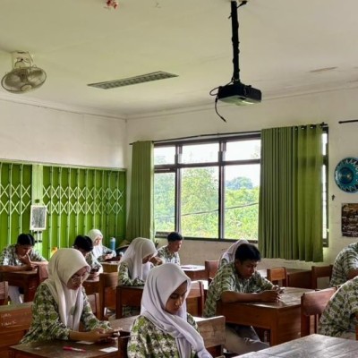 MTsN 2 Jakarta Perkuat Karakter Religius dan Akademik