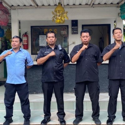 Dedikasi Petugas Kebersihan dan Keamanan MTsN 41 Jakarta Warnai Sukses Peresmian Gedung SBSN