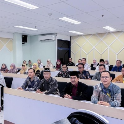 Waka Humas MAN 22 Jakarta Ikuti Seminar Pendidikan tentang Pendampingan Gen Z dan Gen Alpha