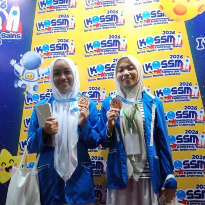 Dua Siswa Asrama MAN 22 Jakarta Jadi Finalis Nasional KOSSMI 2026