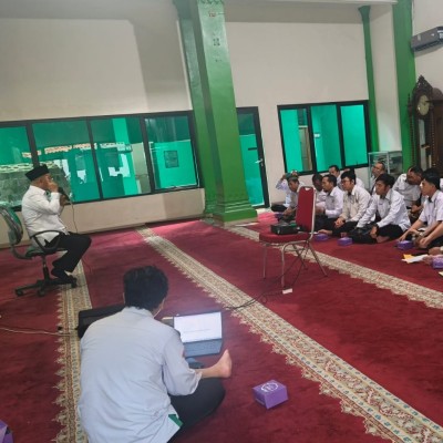 Kankemenag Jakarta Selatan Gelar Pembinaan Pengelola Kepegawaian Madrasah Negeri