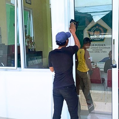 RASBERI KUA Kepulauan Seribu Utara, ASN Kompak Ciptakan Kantor Bersih dan Pelayanan Prima