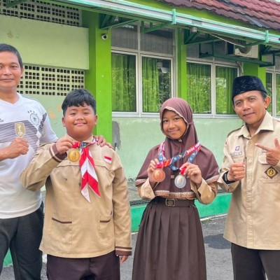Ukir Prestasi di Bidang Renang, Siswa MIN 8 Jakarta Raih Medali O2SN Tingkat Kecamatan 2026