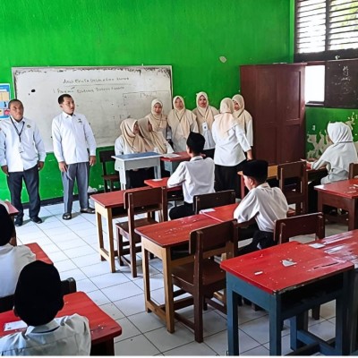 Monitoring Ujian MDT Ula, Kemenag Kepulauan Seribu Tekankan Mutu dan Akhlak Generasi Santri