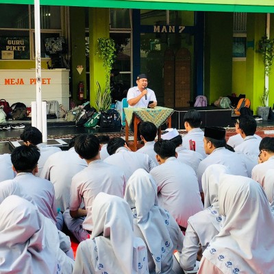 MAN 7 Jakarta Gelar Pembiasaan Pagi Sambut Zulhijah