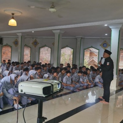 MAN 7 Jakarta Gelar Sosialisasi Demokrasi Bersama Bawaslu