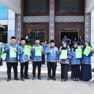 Resmi Dilantik Menjadi PNS, 9 ASN Kemenag Kepulauan Seribu Siap Tingkatkan Pelayanan Publik