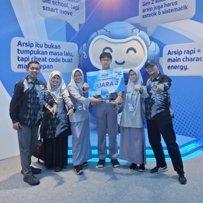 Tim MAN 7 Jakarta Raih Juara Dua FESARBI 2026