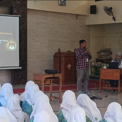 MAN 6 Jakarta Gelar Sosialisasi Pemilih Pemula