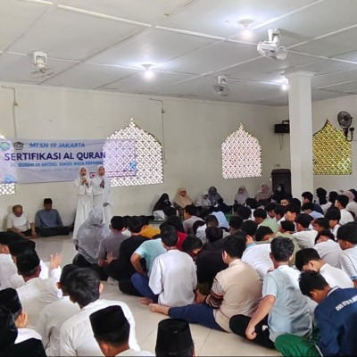 MTsN 19 Jakarta Selatan Gelar Sertifikasi Wisuda Hafalan Al-Qur’an