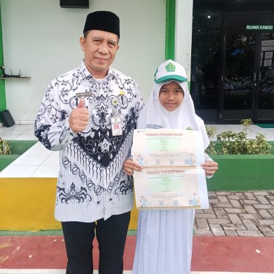 Siswi MIN 5 Jakarta Utara Raih Medali Emas dan Perak pada Kompetisi Sains Hardiknas 2026