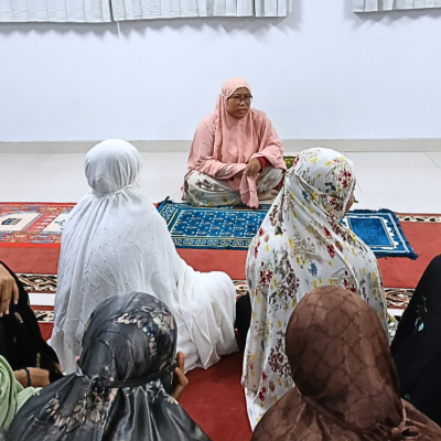 Kupas Makna Surat Al-Ashr, Penyuluh Agama Islam Kepulauan Seribu Perkuat Karakter Muslimah di Asrama Putri SMAN 69 Jakarta