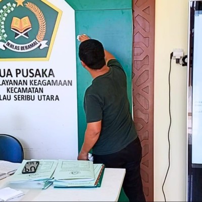 Bersih Kantornya, Prima Pelayanannya: ASN KUA Kepulauan Seribu Utara Gelar RASBERI