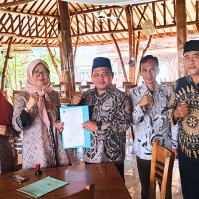 Dukung Pengembangan Madrasah, Kemenag Kepulauan Seribu Serahkan Aset Tanah dan Bangunan kepada MAN 1 Jakarta