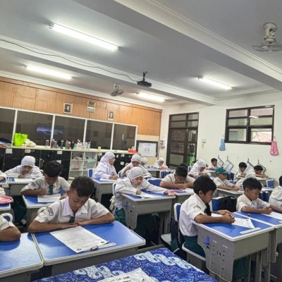 ASAT  Hari Pertama di MIN 4 Jakarta Berjalan Tertib dan Lancar