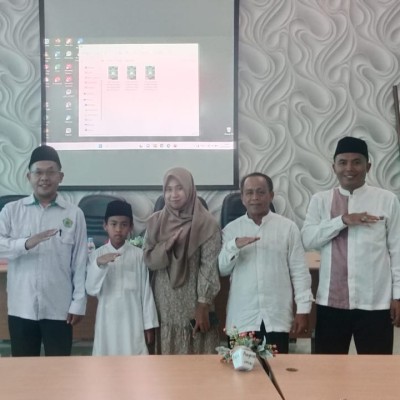 Siswa Kelas 2 MIN 14 Al-Azhar Asy-Syarif Laksanakan Uji Publik Hafalan Al-Qur’an 5 Juz