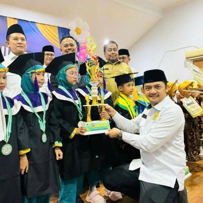 Kabid PAKIS : Wisuda Akbar PaudQu Adalah Wasilah Penerang Dunia Dengan Cahaya Al-Qur'an