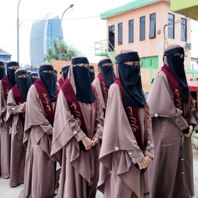 Wisuda Angkatan Pertama Madrasah Aliyah Swasta Bahasa dan Informatika Al Marjan Jakarta Utara