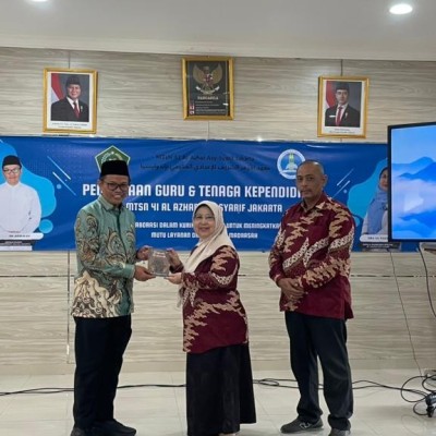 Kanwil Kemenag DKI Perkuat Implementasi Kurikulum Cinta di MTsN 41  Al Azhar Asy Syarif