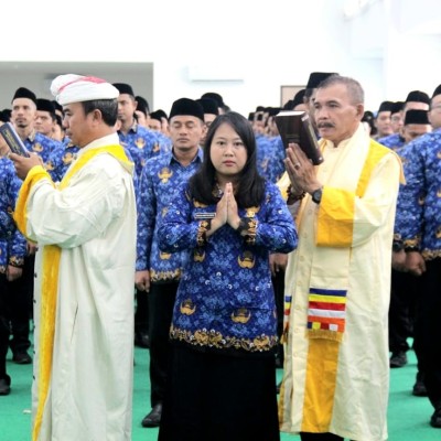 Penyelenggara Buddha Kankemenag Jakarta Utara Ambil Sumpah Jabatan Fungsional