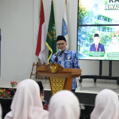 Guru Berkualitas, Fondasi Madrasah Berprestasi