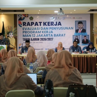Perkuat Strategi, MAN 12 Jakarta Susun Program Kerja Berbasis SWOT