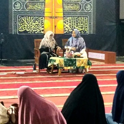 Ummul Barqi, Penyuluh Agama Islam : Hijrah Itu Berkah