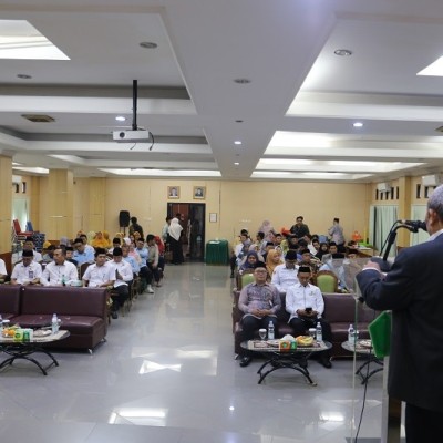 Kankemenag Jakarta Barat Apresiasi Madrasah Penggerak Kepedulian Sosial
