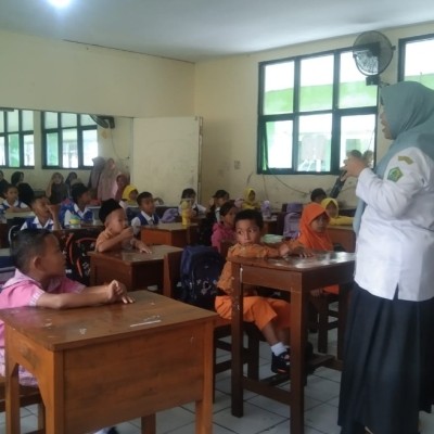 Hari Pertama MATAMUDA MIN 17 Kepulauan Seribu Berlangsung Meriah, Tanamkan Semangat Belajar Sejak Hari Pertama