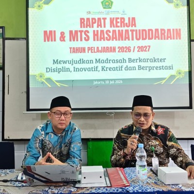 Kasubbag TU Dorong Transformasi Layanan Publik pada Rapat Kerja MI Hasanatuddarain