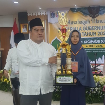 Siswi MTsN 42 Jakarta Timur Juarai MTQ Tingkat Kecamatan Duren Sawit