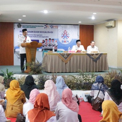 KanKemenag Jakarta Timur Perkuat Kompetensi Guru PAI melalui Pembinaan Digital Management System