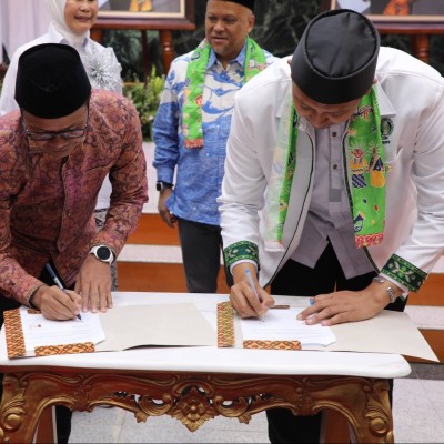 KaKanwil dan ISMI DKI Jakarta Jalin Kerja Sama Penyaluran Beasiswa bagi Santri dan Pelajar