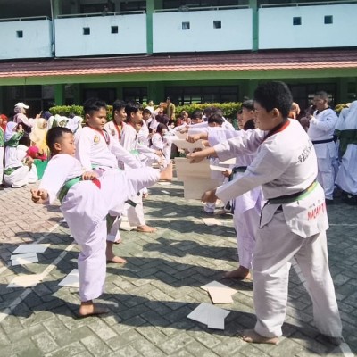 MIN 21 Jakarta Timur Kenalkan Ekstrakurikuler melalui Demo Kreatif