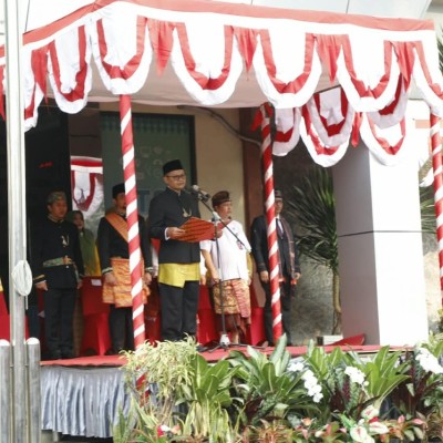 Memaknai Kemerdekaan melalui Pengabdian dan Pelayanan