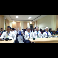 Uji Validasi Soal UAMBN oleh Peserta Diklat Substantif Tingkat Nasional di MTsN 32 Jakarta