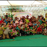 Membentuk Soliditas Team Work, MTsN 32 Jakarta Gelar Outbound dalam Konsep Family Gathering di Cisarua, Bogor.