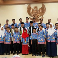 Bersama Kepala Kanwil, Gubernur Anies Baswedan Lepas Kontingen DKI di Ajang KSM Nasional 2019